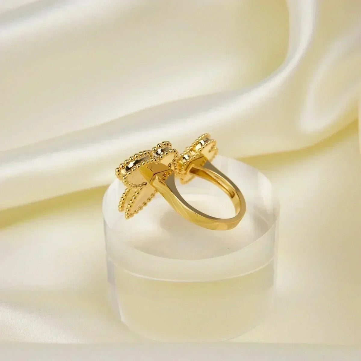 ¡®Lume Jewels¡¯LUCKY BETWEEN THE FINGER RING