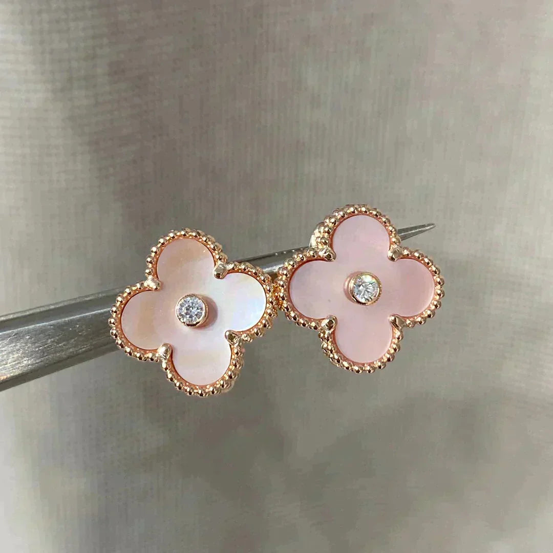 ¡®Lume Jewels¡¯CLOVER MEDIUM 1 MOTIFS  PINK MOP DIAMOND EARRINGS