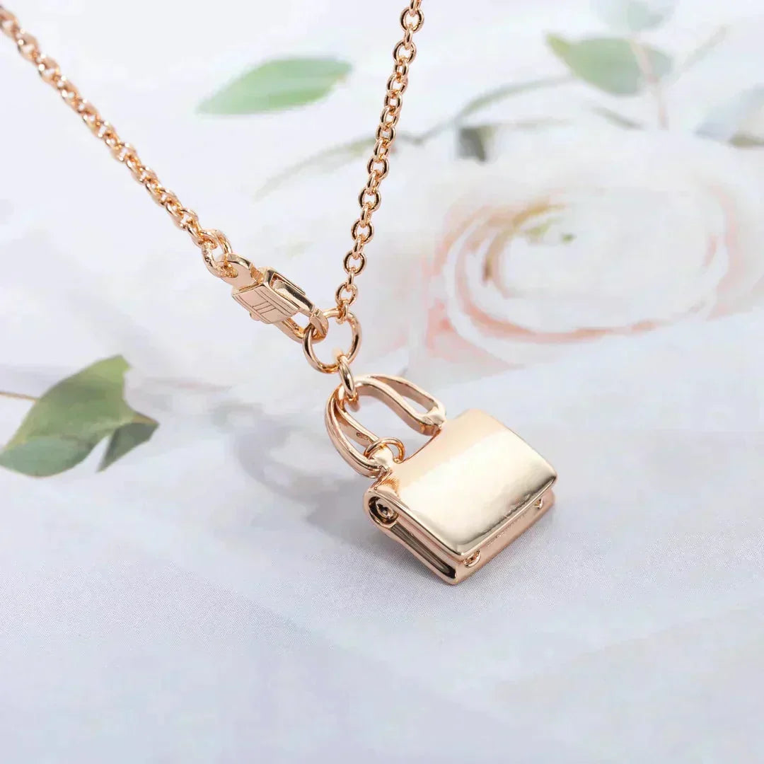 ¡®Lume Jewels¡¯AMULETTE PEDANT ROSE GOLD NECKLACE