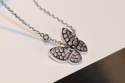 ¡®Lume Jewels¡¯BUTTERFLY DIAMOND NECKLACE