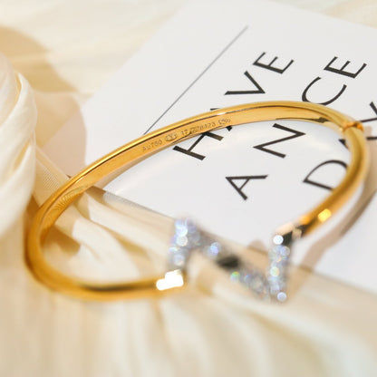 ¡®Lume Jewels¡¯VOLTE UPSITE DOWN GOLD DIAMOND BRACELET