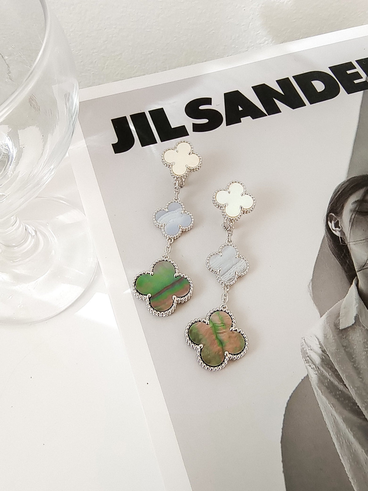 ¡®Lume Jewels¡¯CLOVER 3 MOTIFS CHALCEDONY DARK MOP SILVER EARRINGS