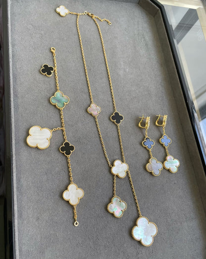 ¡®Lume Jewels¡¯CLOVER 3 MOTIF MOP ONYX DARK MOP PINK GOLD EARRINGS