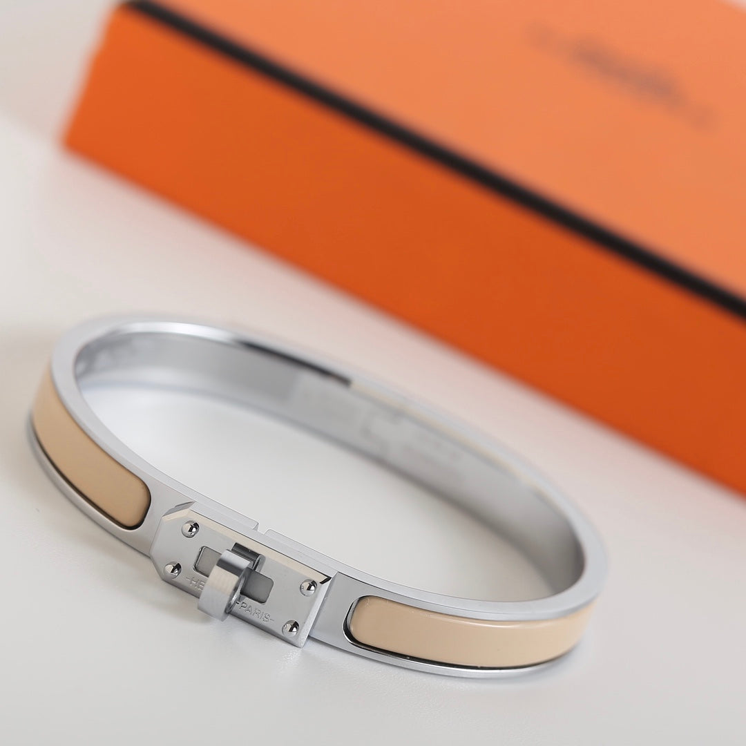 ¡®Lume Jewels¡¯HM KELLY BEIGE BRACELET