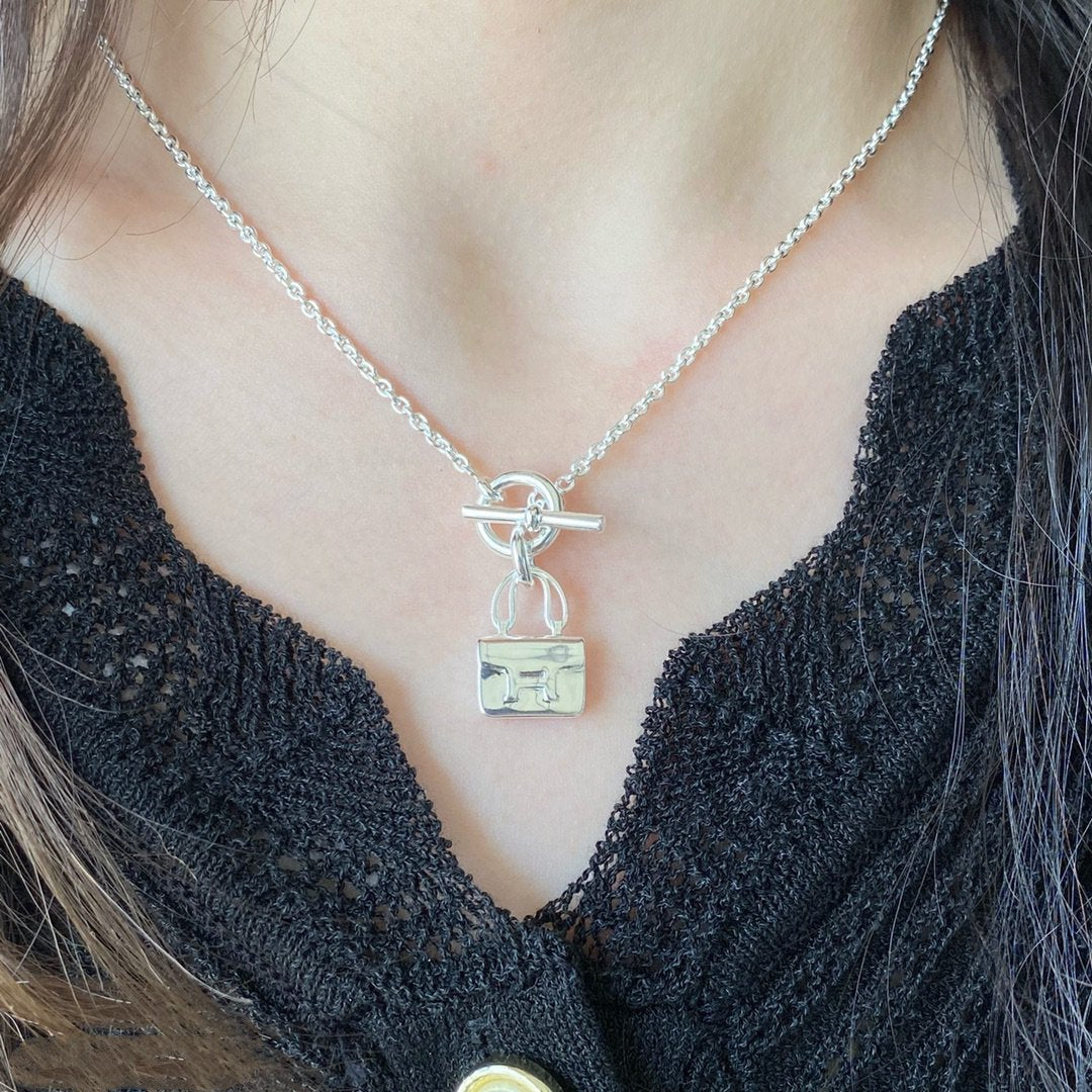 ¡®Lume Jewels¡¯CONSTANCE PEDANT SILVER NECKLACE