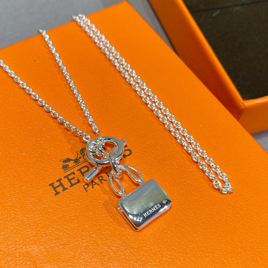 ¡®Lume Jewels¡¯CONSTANCE PEDANT SILVER NECKLACE