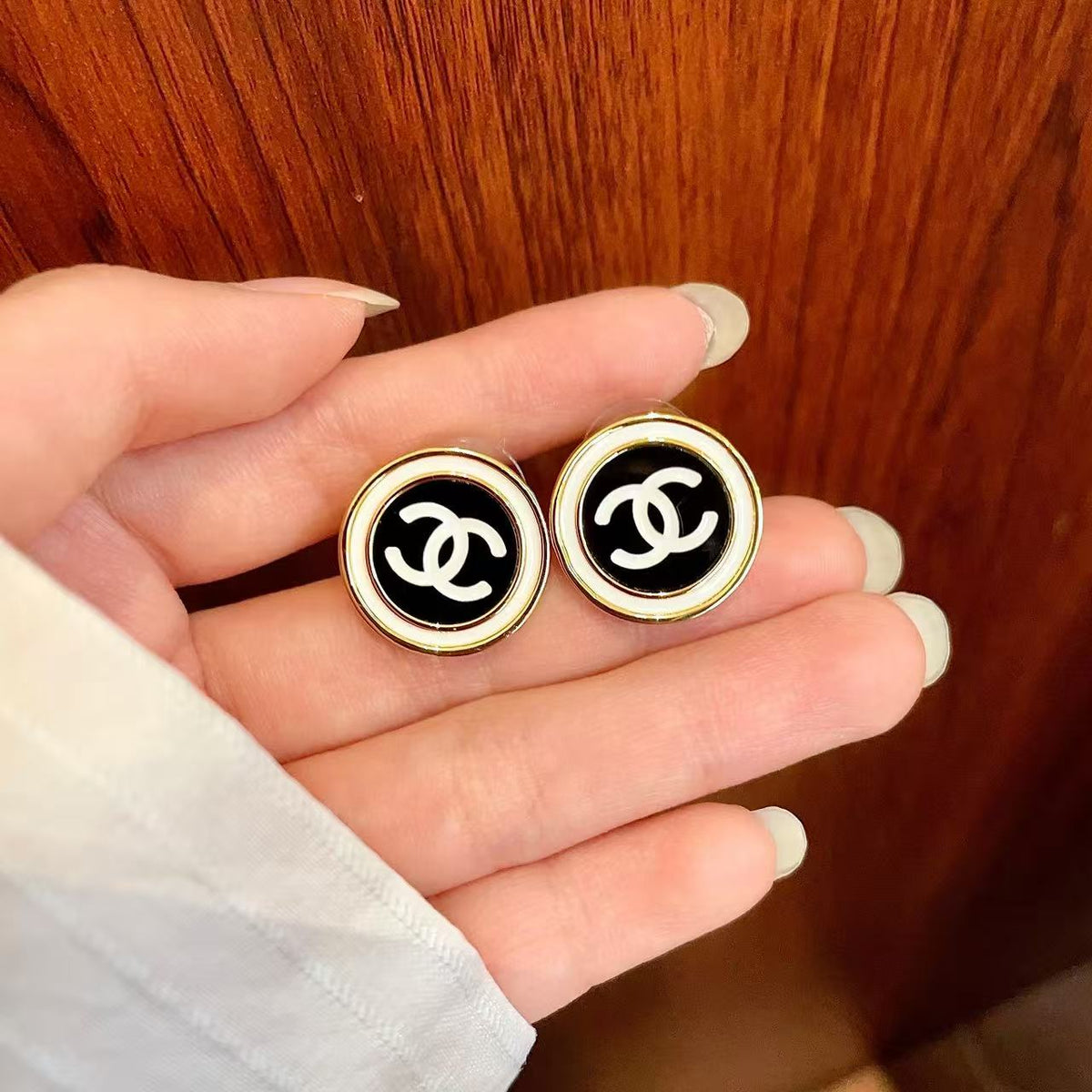 [Lume Jewels]Classic Double C Stud Earrings