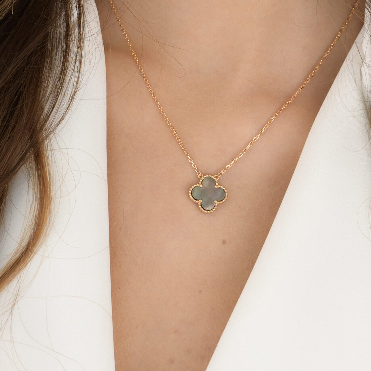¡®Lume Jewels¡¯CLOVER 15MM  GRAY MOTHER OF PEARL NECKLACE