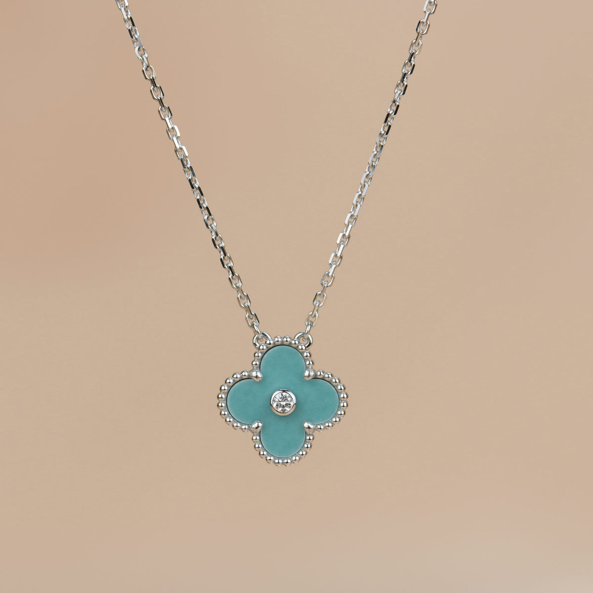 ¡®Lume Jewels¡¯CLOVER 15MM DIAMOND SVRES PORCELAIN  NECKLACE SILVER