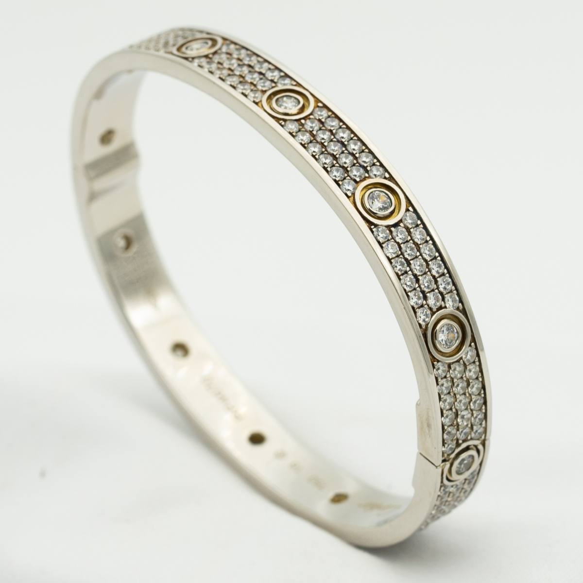 ¡®Lume Jewels¡¯LOVE BRACELET 6.1MM DIAMOND-PAVED 10 BIG DIAMONDS