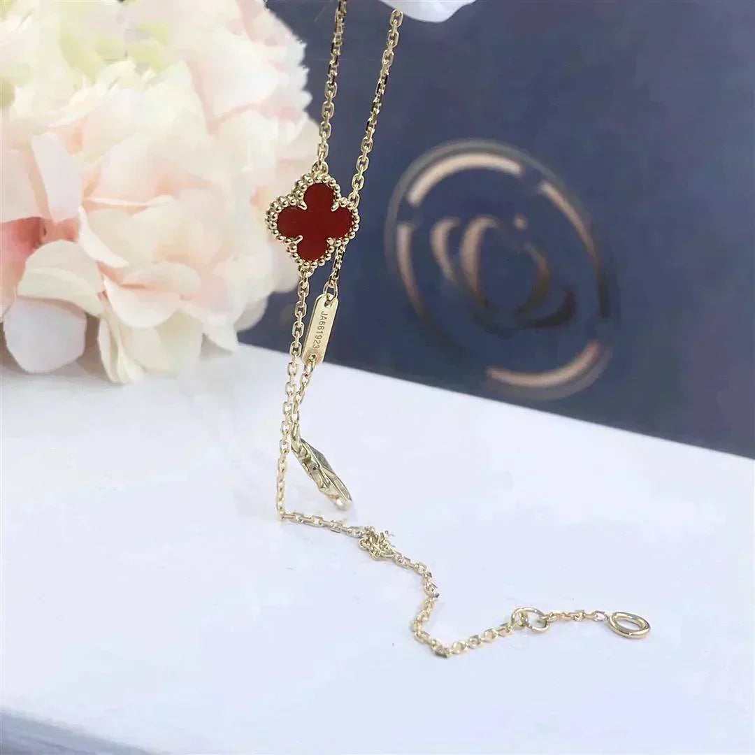 ¡®Lume Jewels¡¯CLOVER  CARNELIAN SINGLE FLOWER BRACELET